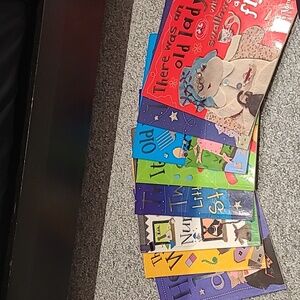 8 Kate Toms books. EUC.